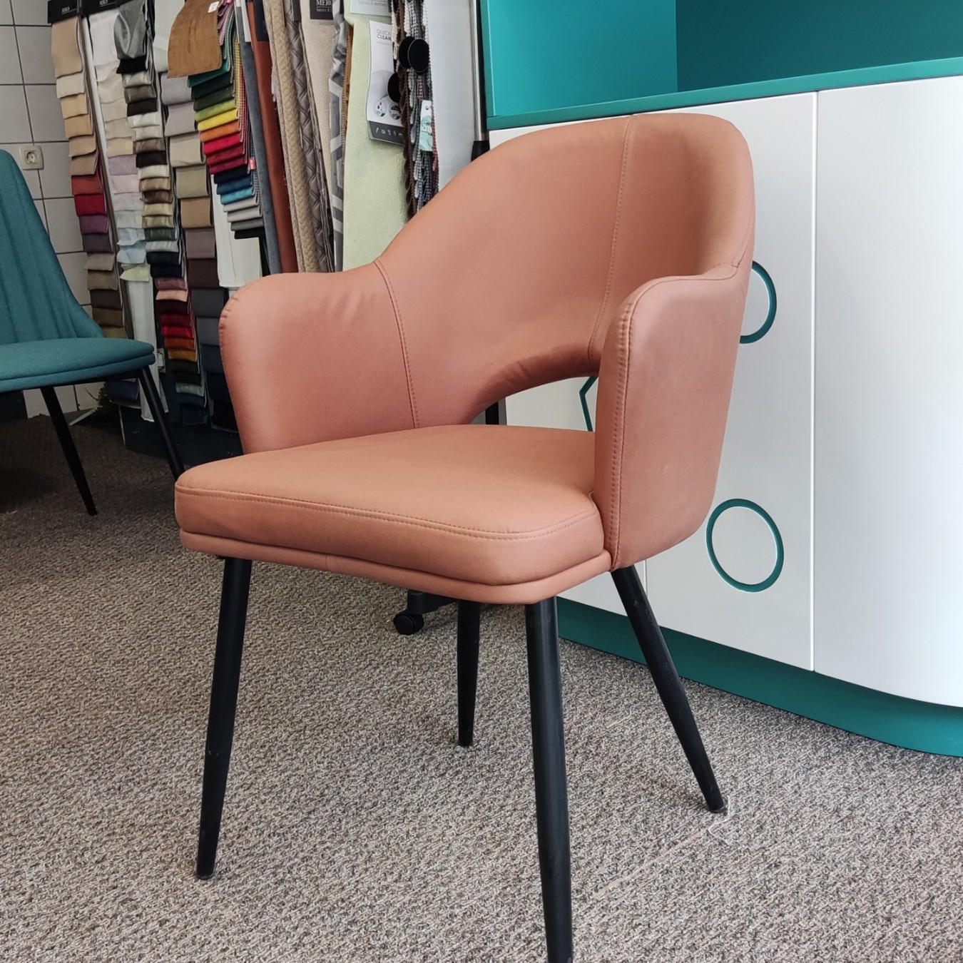 Wirth Chair — terakota eko-koža
